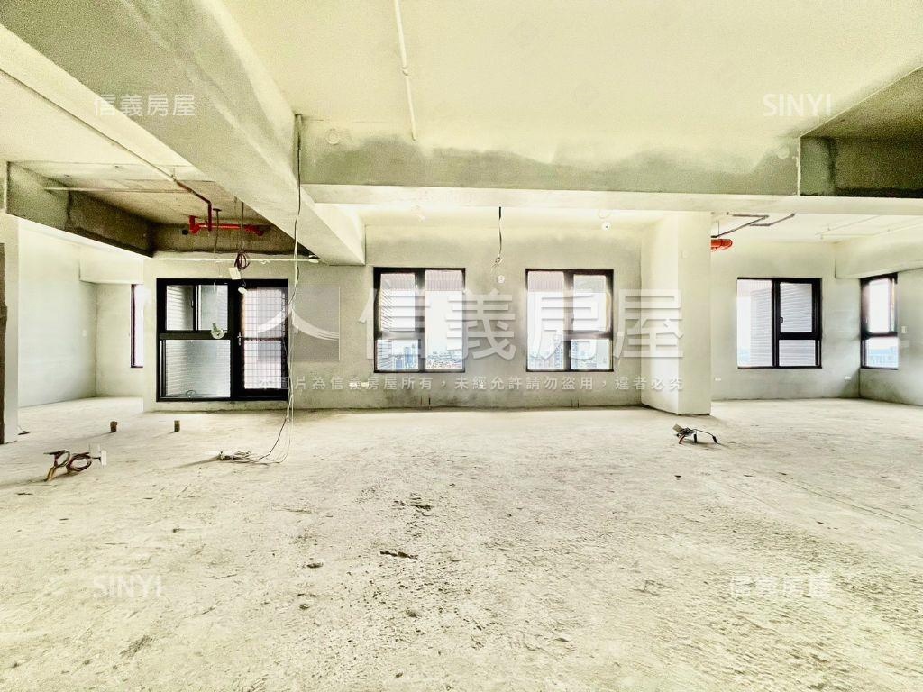 博克萊高樓層視野戶房屋室內格局與周邊環境