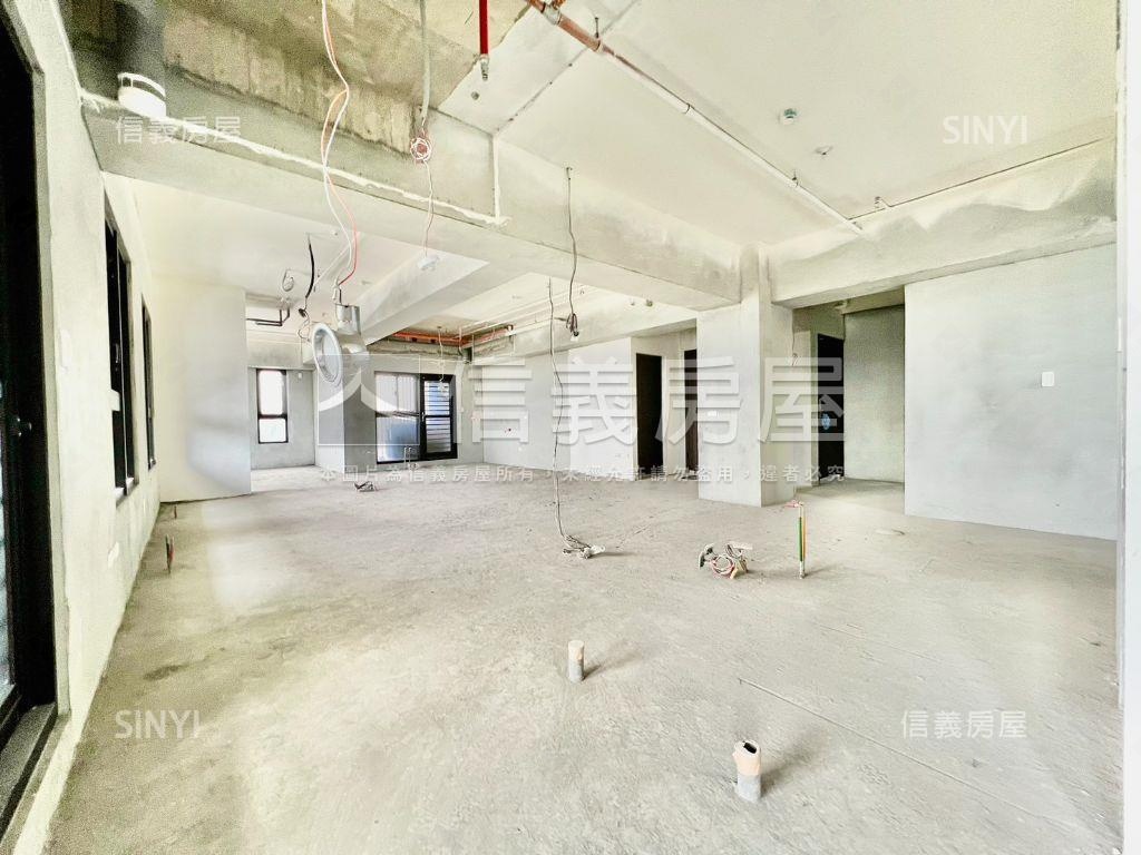 博克萊高樓層視野戶房屋室內格局與周邊環境