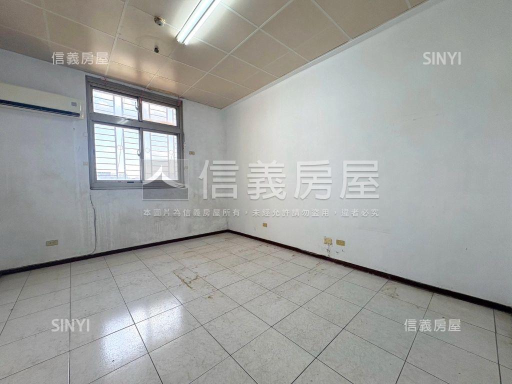 民生儷苑水岸三房附車位房屋室內格局與周邊環境