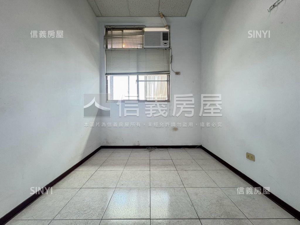 民生儷苑水岸三房附車位房屋室內格局與周邊環境