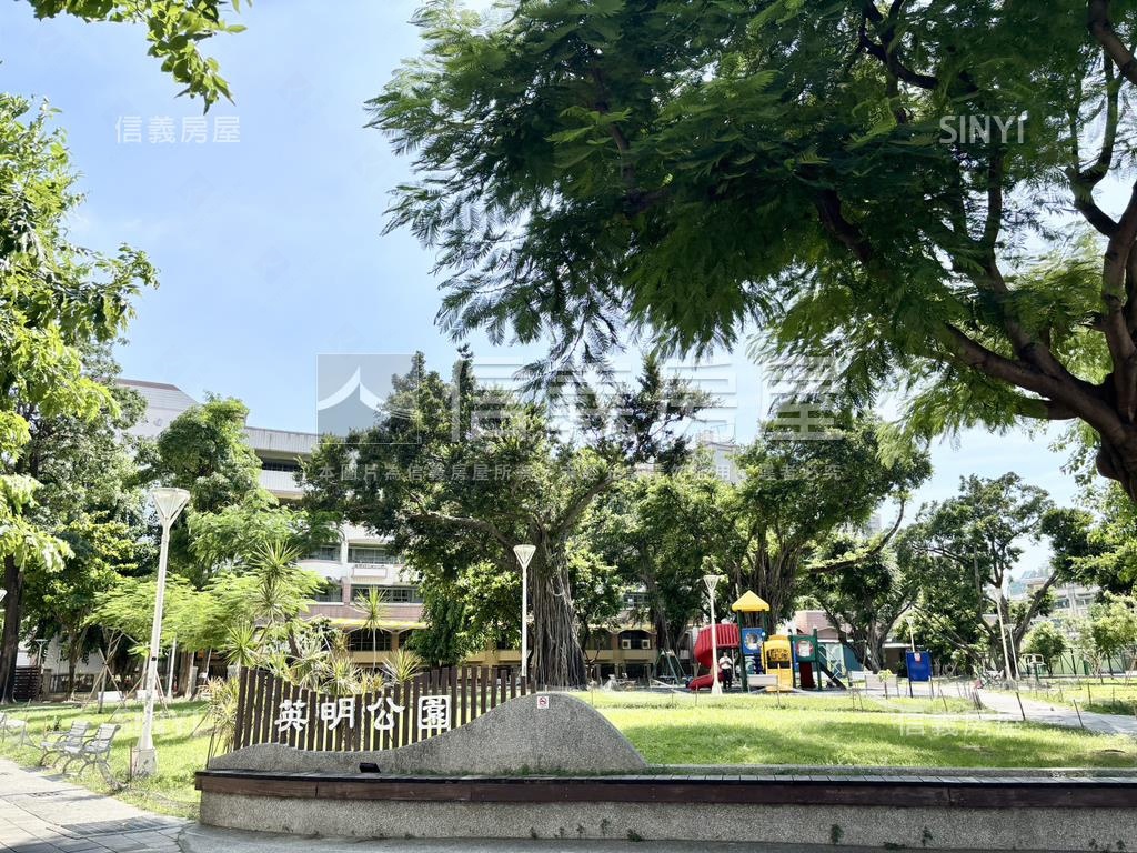 英明商圈正街大地坪透天房屋室內格局與周邊環境
