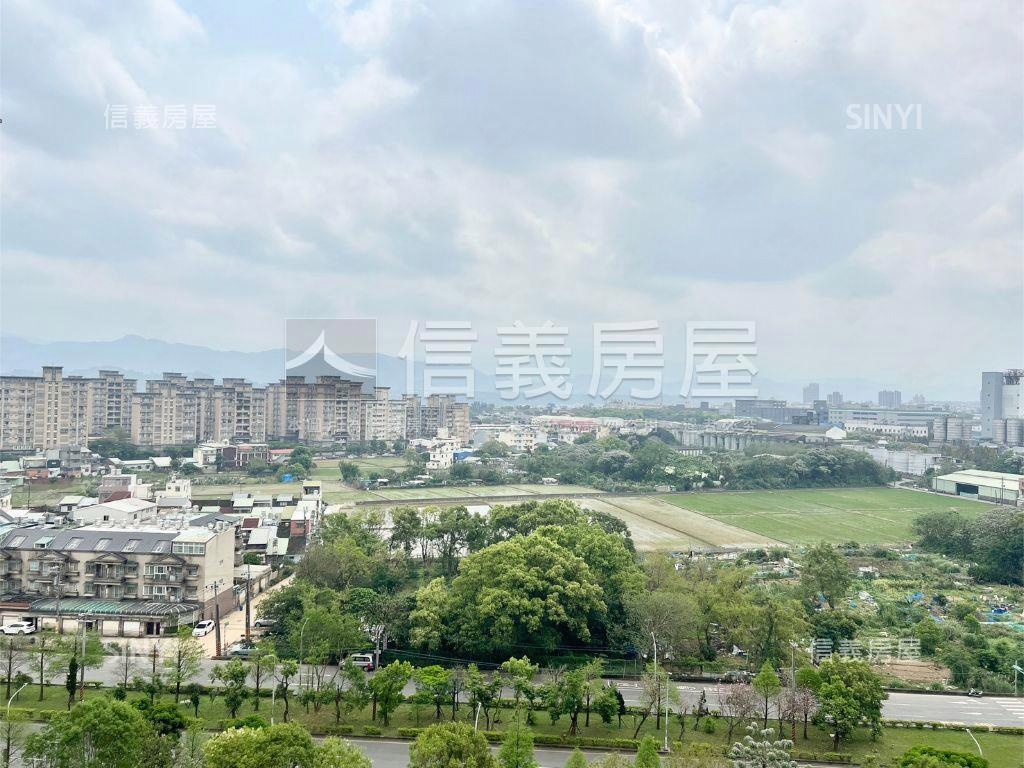 恬靜南望◇景觀四房雙車位房屋室內格局與周邊環境