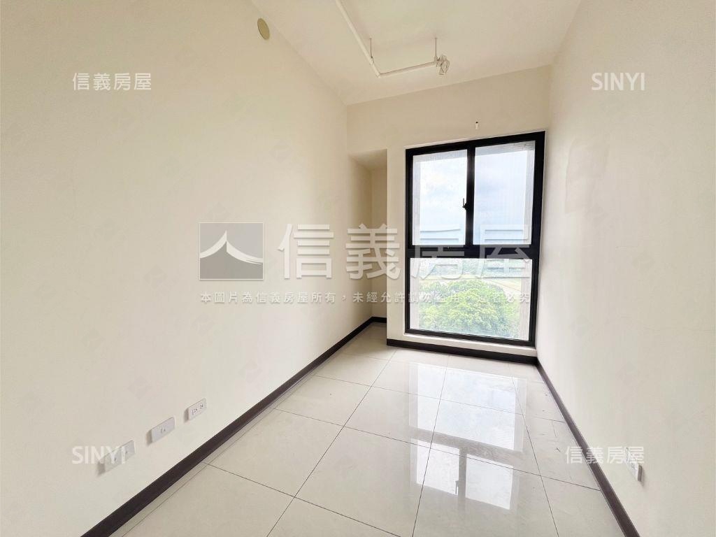 恬靜南望◇景觀四房雙車位房屋室內格局與周邊環境