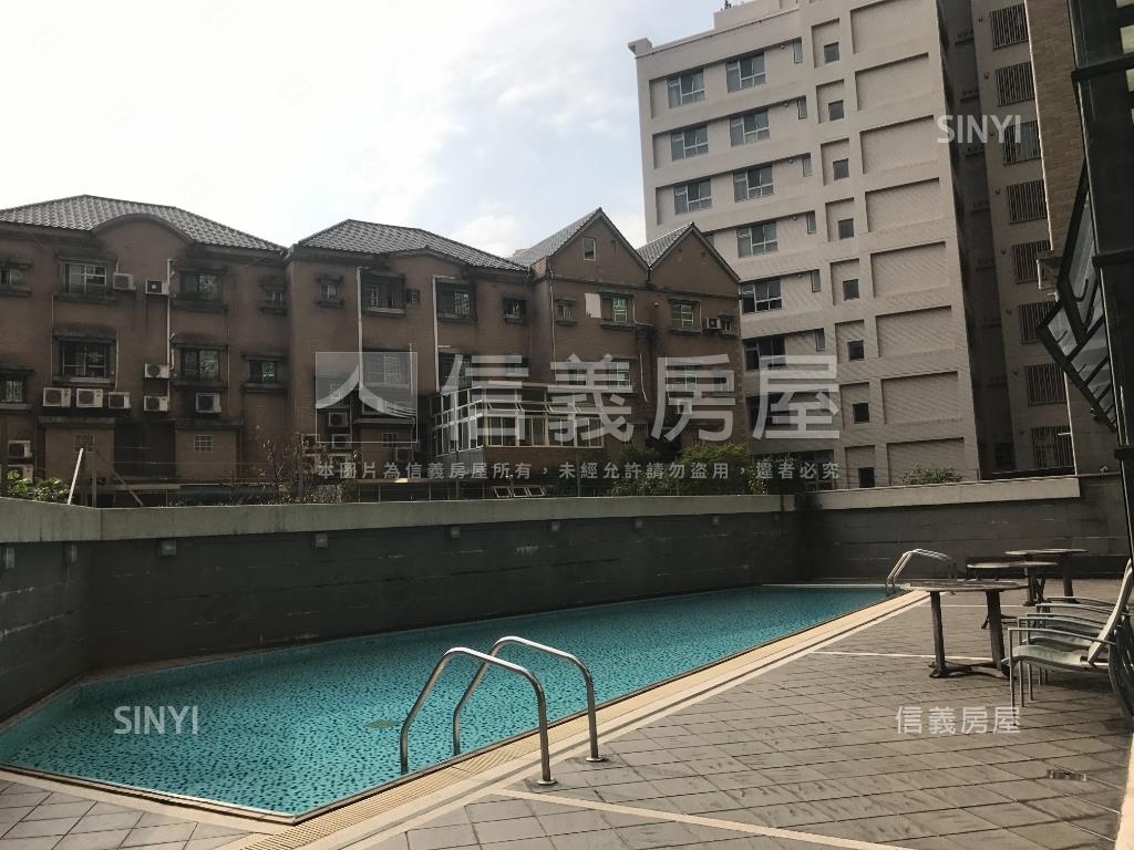 稀有富士中高樓層兩房美宅房屋室內格局與周邊環境