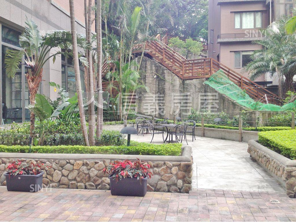 淡大財庫高樓優質套房房屋室內格局與周邊環境