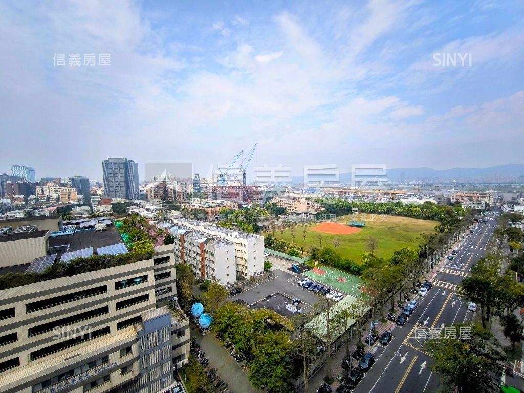 民生社區挑高樓中樓景觀棒房屋室內格局與周邊環境