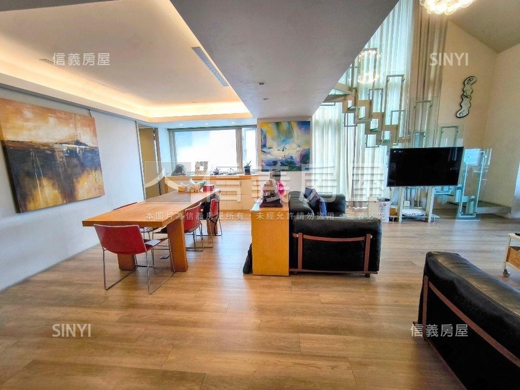 民生社區挑高樓中樓景觀棒房屋室內格局與周邊環境