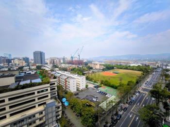 民生社區挑高樓中樓景觀棒