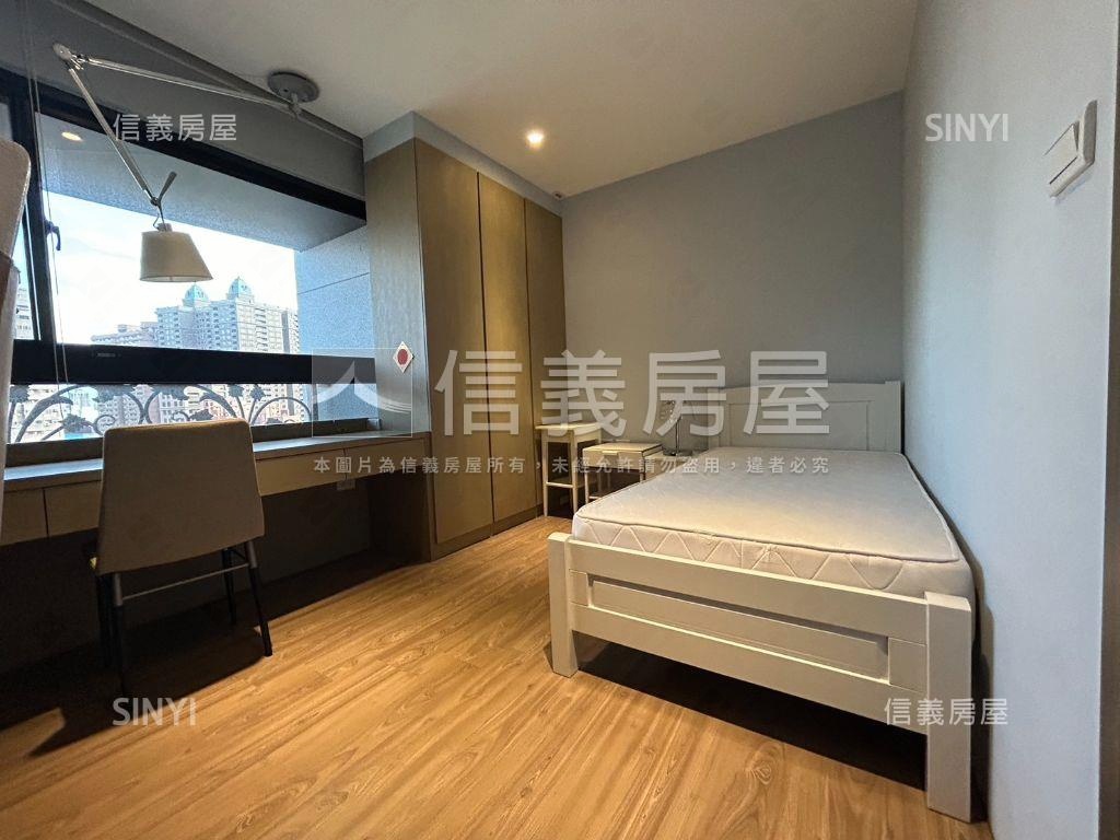 英橋美景大三房車位房屋室內格局與周邊環境
