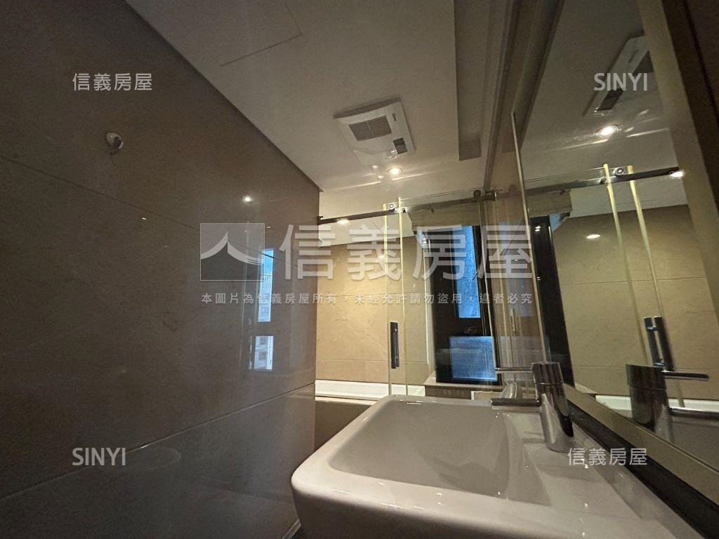 英橋美景大三房車位房屋室內格局與周邊環境