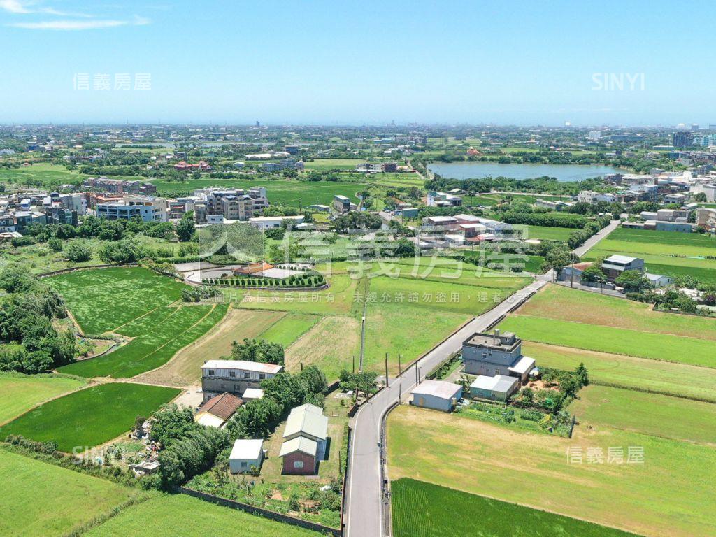 新屋。方正農地２房屋室內格局與周邊環境