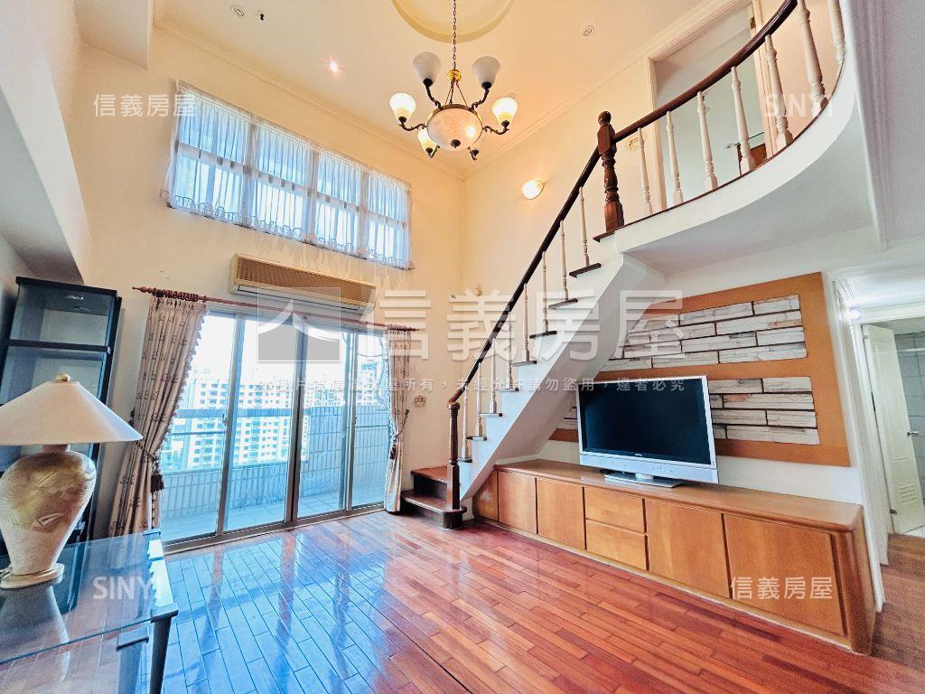 藝文中高樓河岸景觀宅房屋室內格局與周邊環境