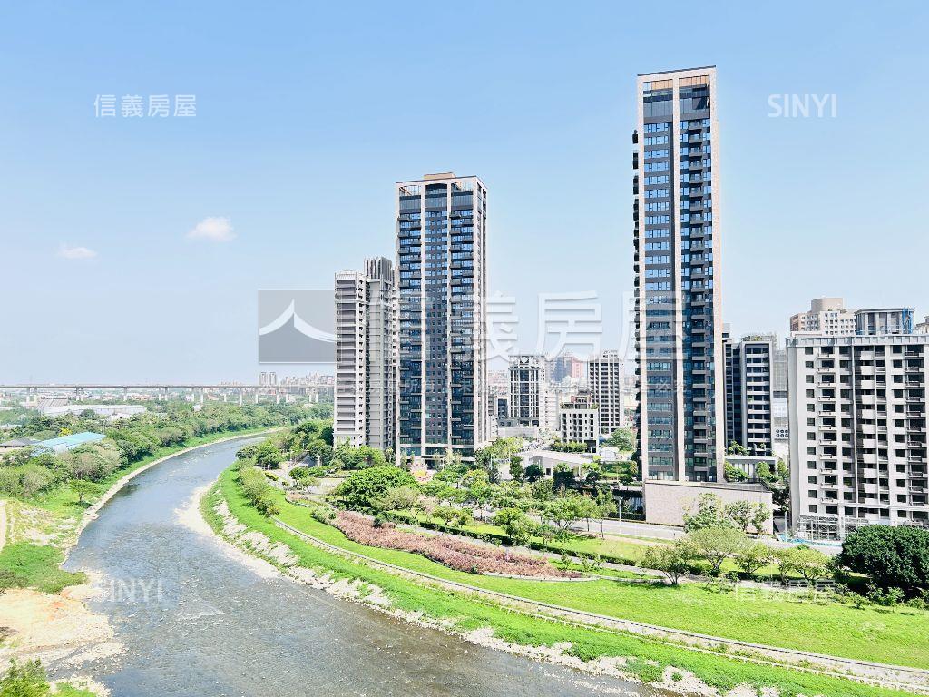 藝文中高樓河岸景觀宅房屋室內格局與周邊環境