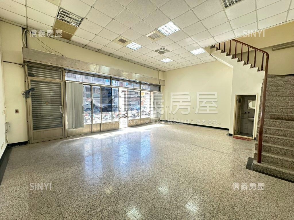 文心路近八米大面寬金店房屋室內格局與周邊環境