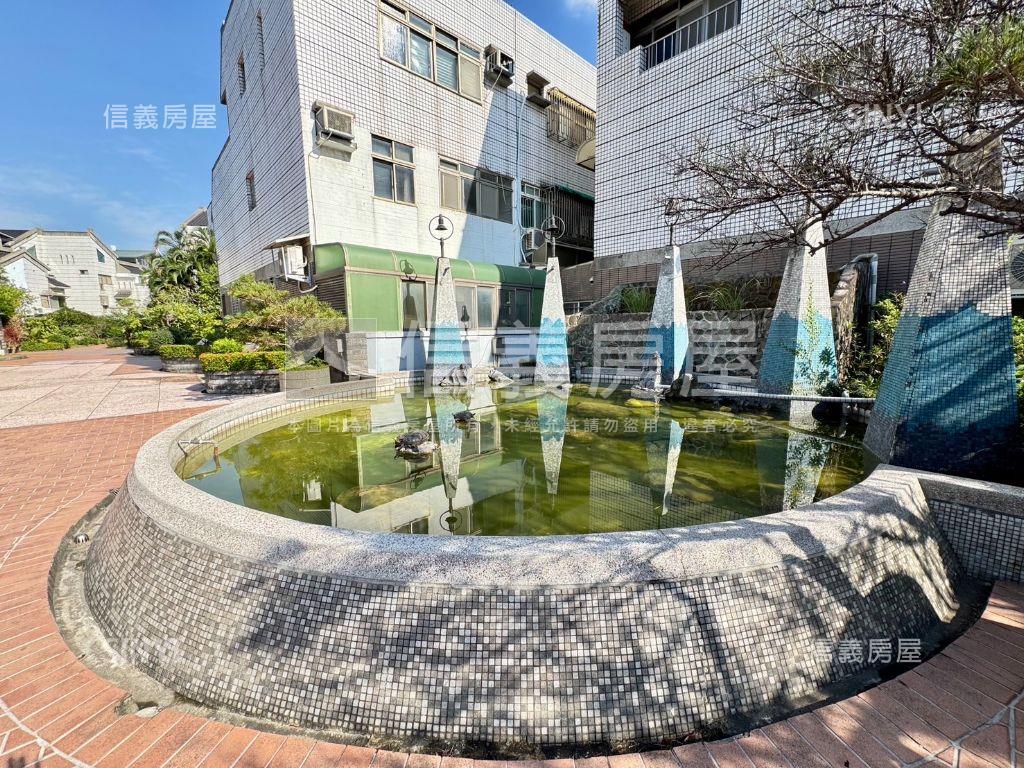 煙波儷舍社區型車庫透天房屋室內格局與周邊環境