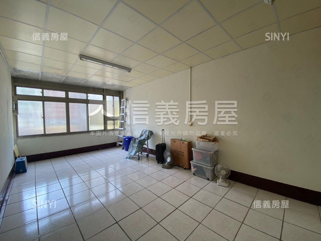 專任◆正國光路置產金透店房屋室內格局與周邊環境