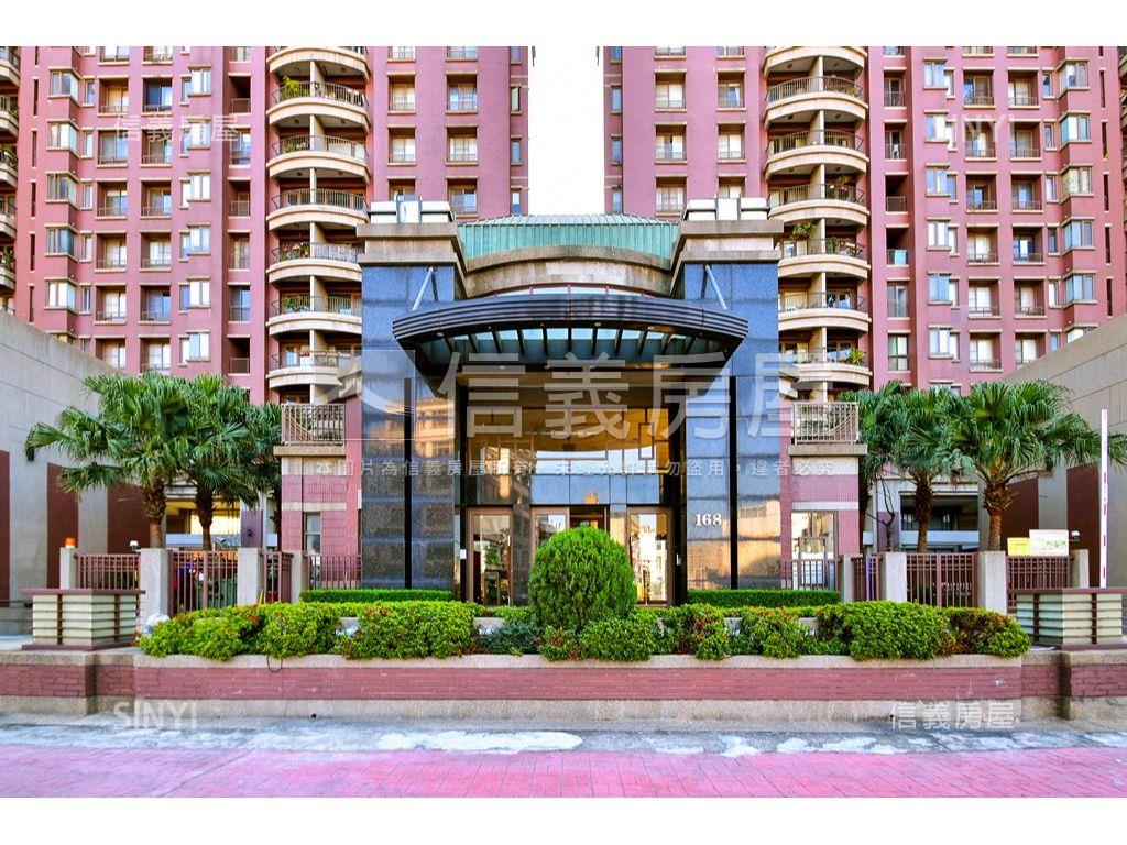 專任挪威森林景觀大四房房屋室內格局與周邊環境