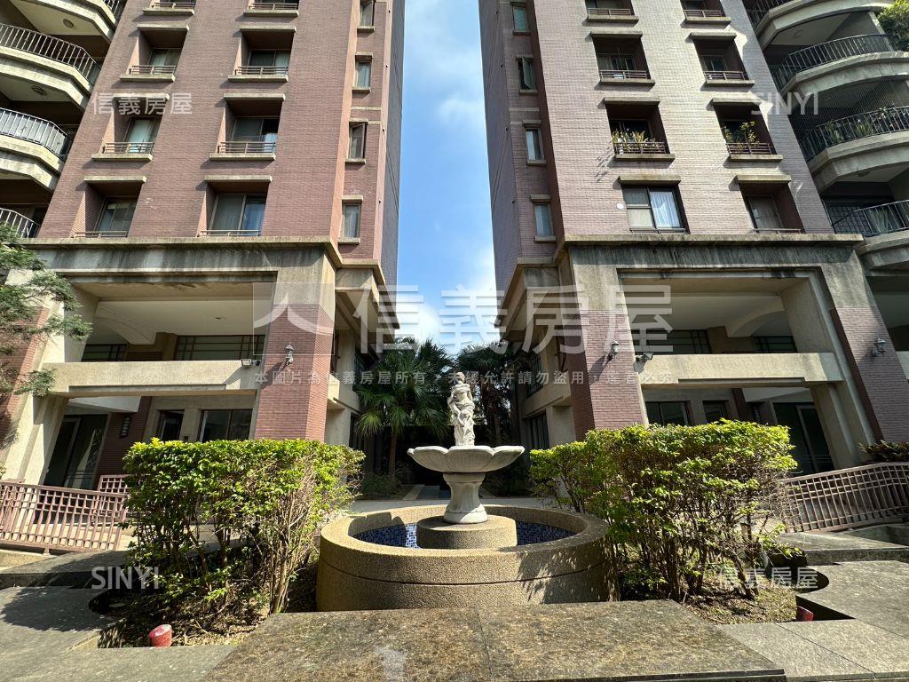 專任挪威森林景觀大四房房屋室內格局與周邊環境