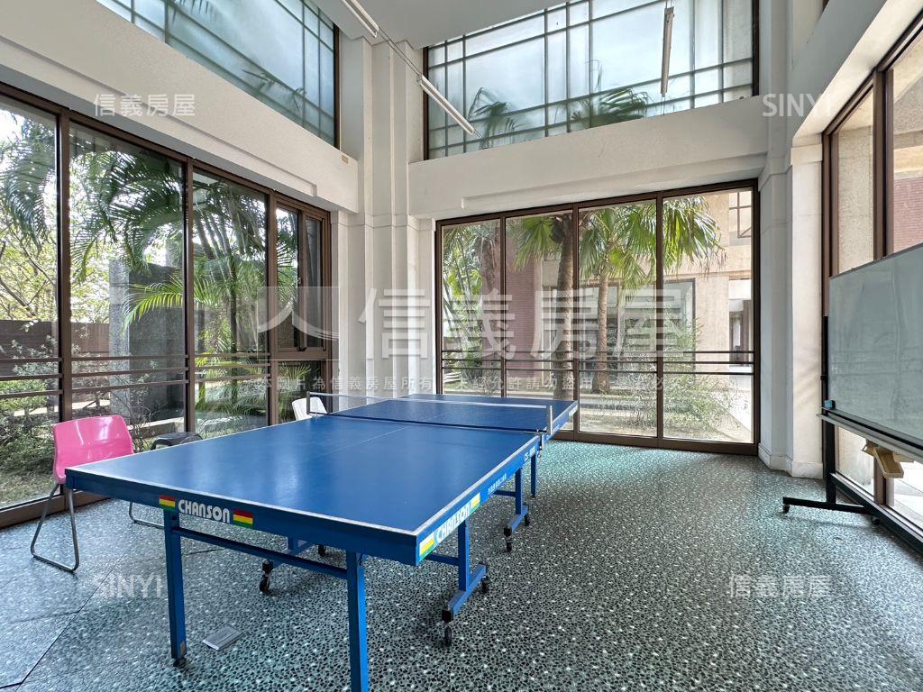 專任挪威森林景觀大四房房屋室內格局與周邊環境