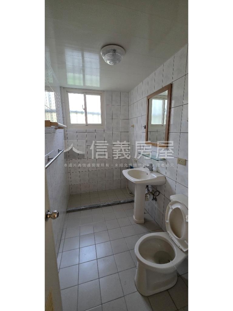 木新路三面採光大戶一樓房屋室內格局與周邊環境