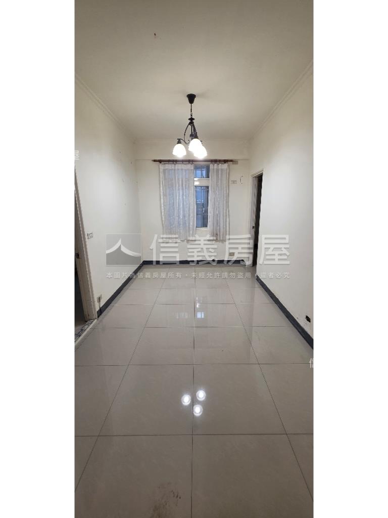 木新路三面採光大戶一樓房屋室內格局與周邊環境