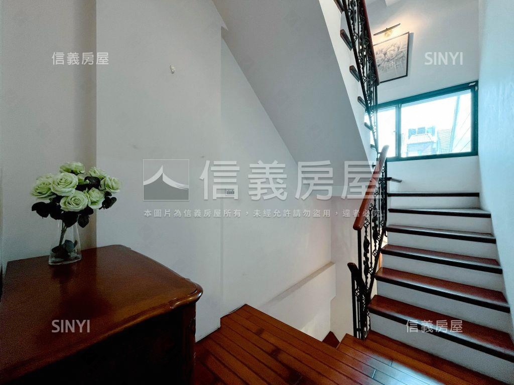 惠文學區雙車高挑氣派別墅房屋室內格局與周邊環境