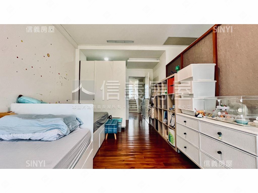 邊間電梯別墅香波堡房屋室內格局與周邊環境