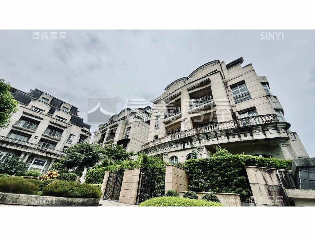 邊間電梯別墅香波堡房屋室內格局與周邊環境