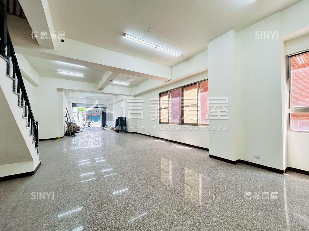 長榮路挑高金店面Ⅲ房屋室內格局與周邊環境