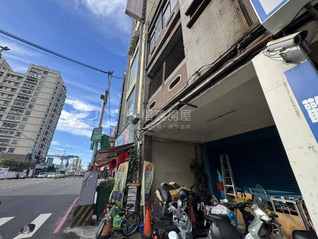 春日路前後臨路透天房屋室內格局與周邊環境