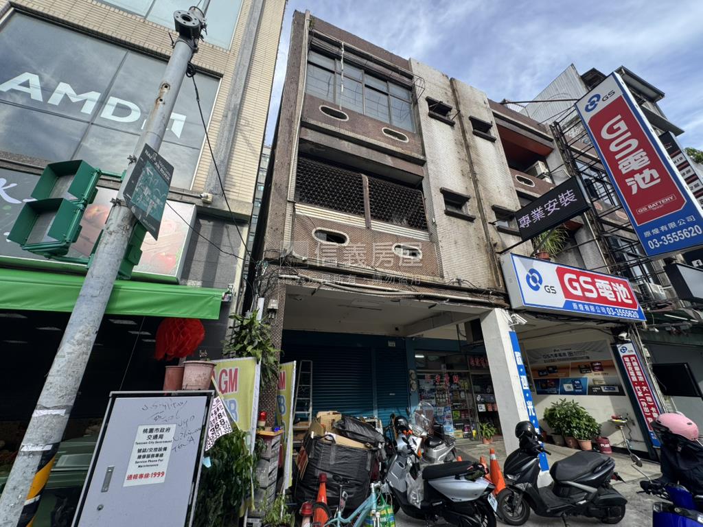 春日路前後臨路透天房屋室內格局與周邊環境