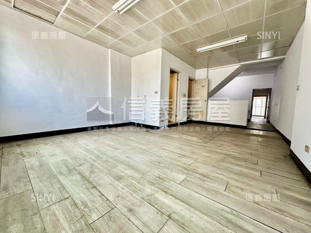 正忠明路上商用透天店面房屋室內格局與周邊環境