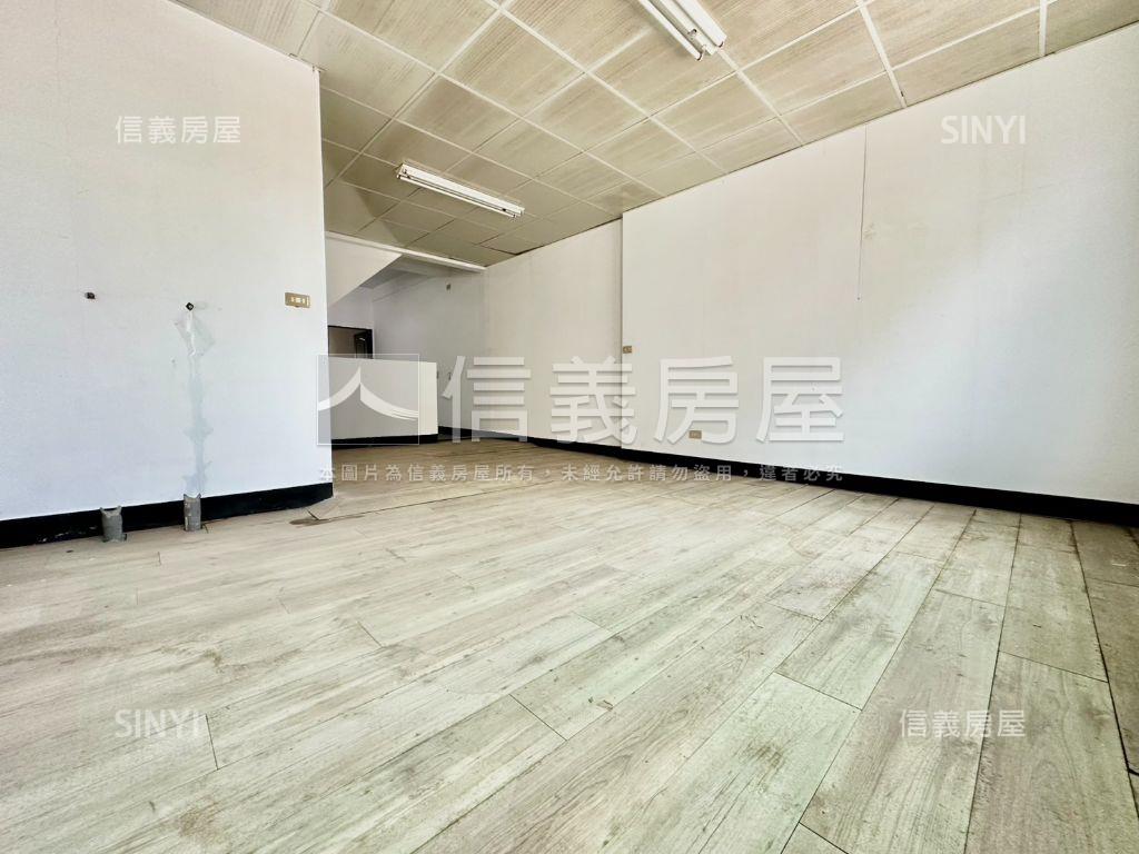 正忠明路上商用透天店面房屋室內格局與周邊環境