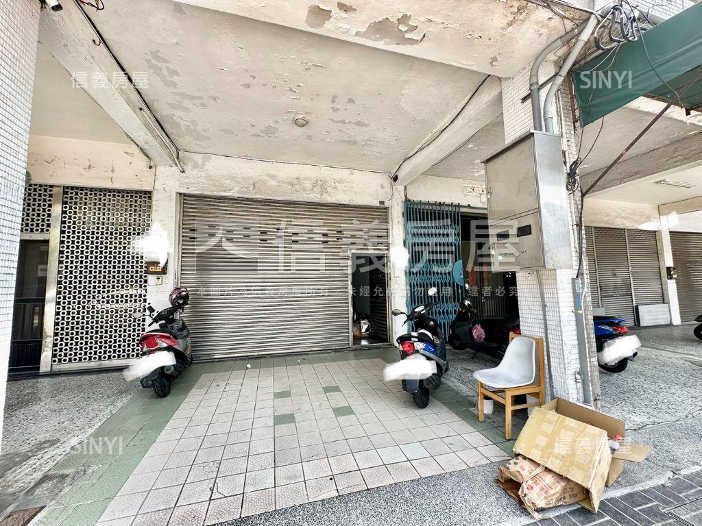 正忠明路上商用透天店面房屋室內格局與周邊環境