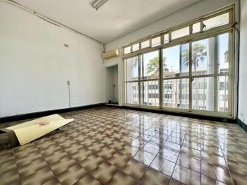 正忠明路上商用透天店面