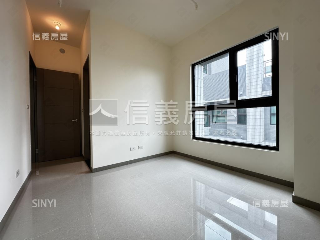 富堡仁愛高樓採光三房車位房屋室內格局與周邊環境