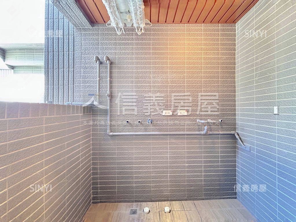 富堡仁愛高樓採光三房車位房屋室內格局與周邊環境