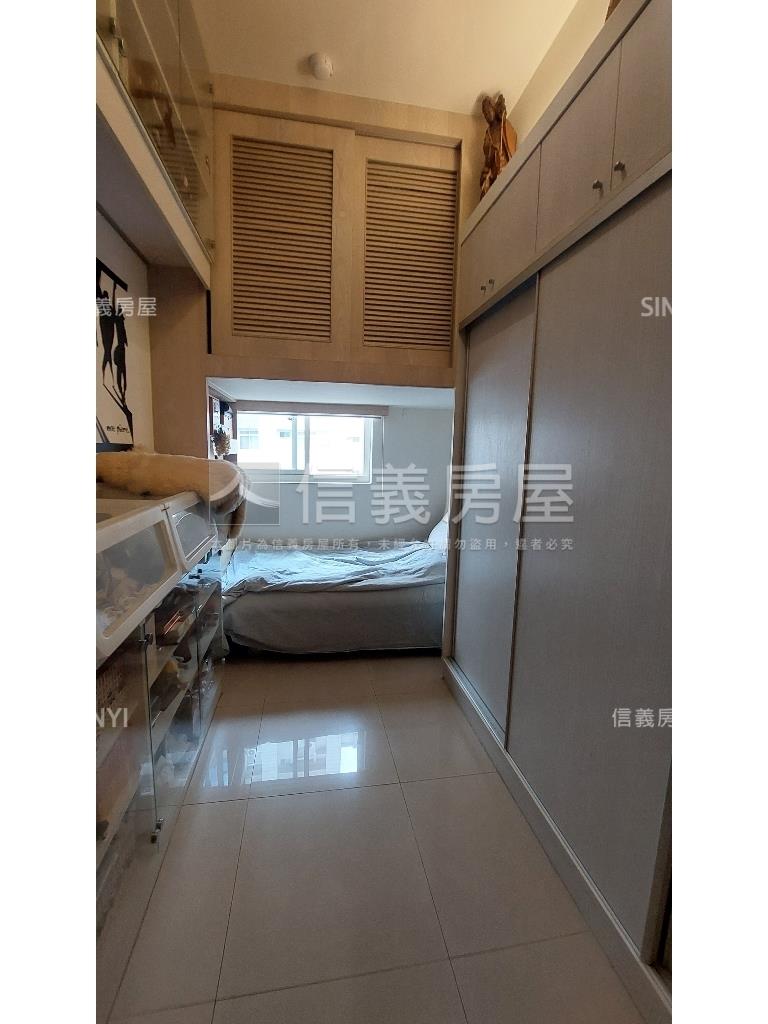 近捷運電梯典雅美屋房屋室內格局與周邊環境