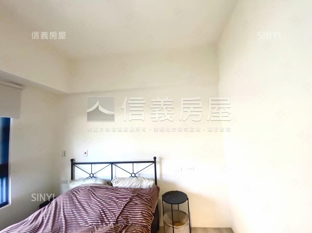 專任輕屋齡藝家人二房平車房屋室內格局與周邊環境