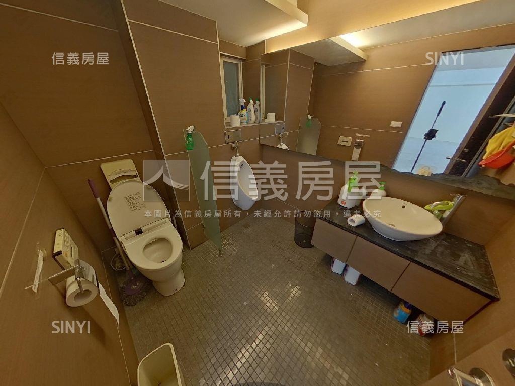 正四平街公園明亮邊間華廈房屋室內格局與周邊環境