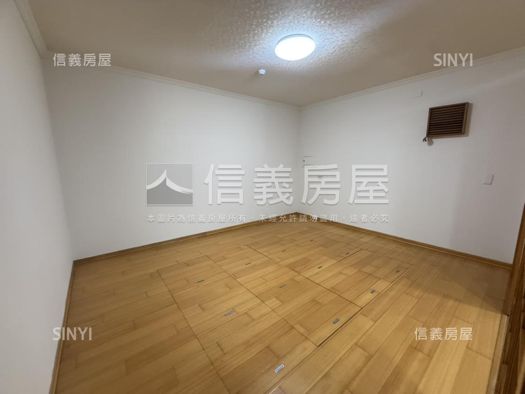 近金城國中３房平車房屋室內格局與周邊環境