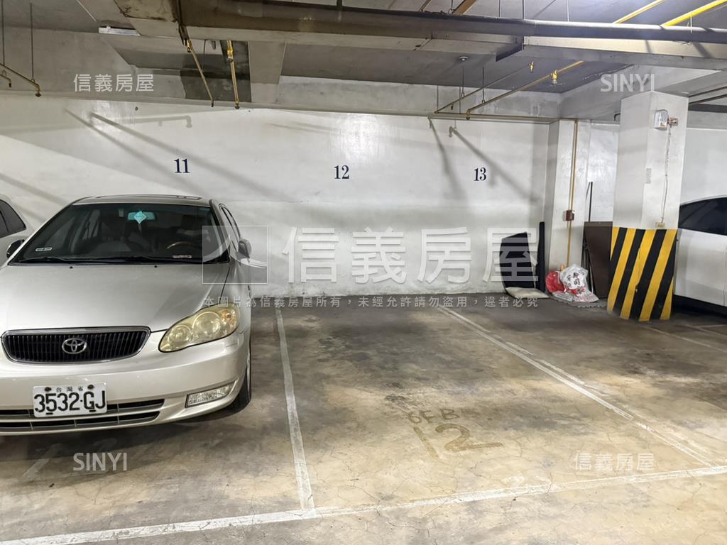近金城國中３房平車房屋室內格局與周邊環境