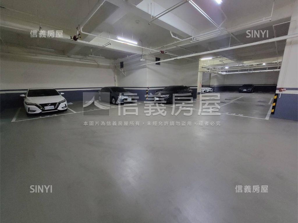 晴川硯三房平車露台戶房屋室內格局與周邊環境