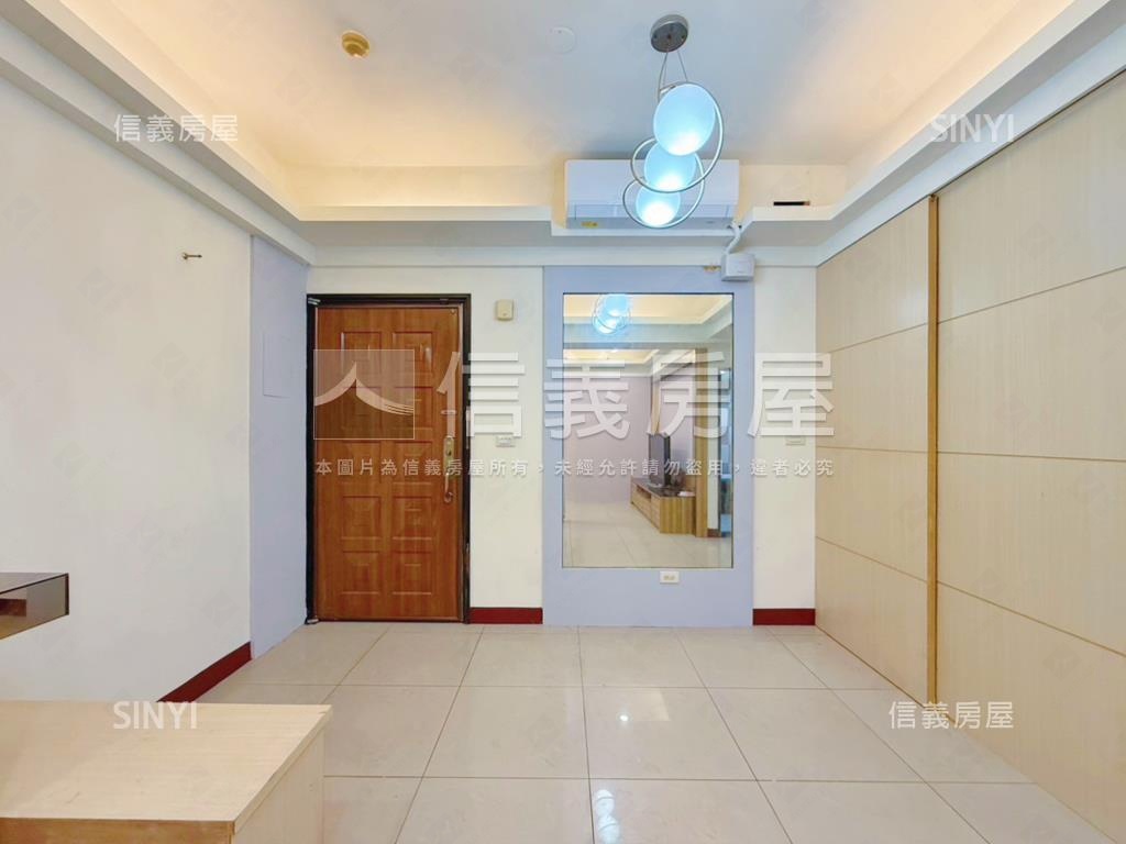 美術館。典雅大空間。兩房房屋室內格局與周邊環境