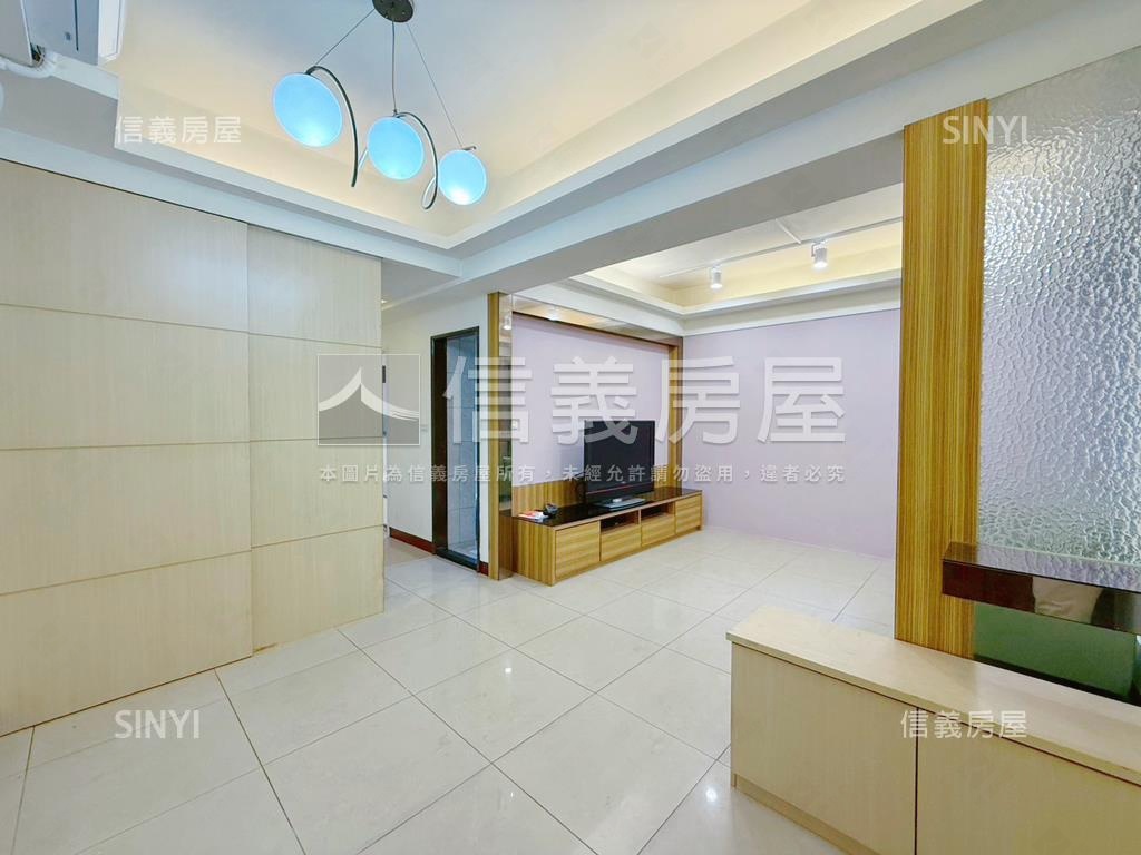 美術館。典雅大空間。兩房房屋室內格局與周邊環境