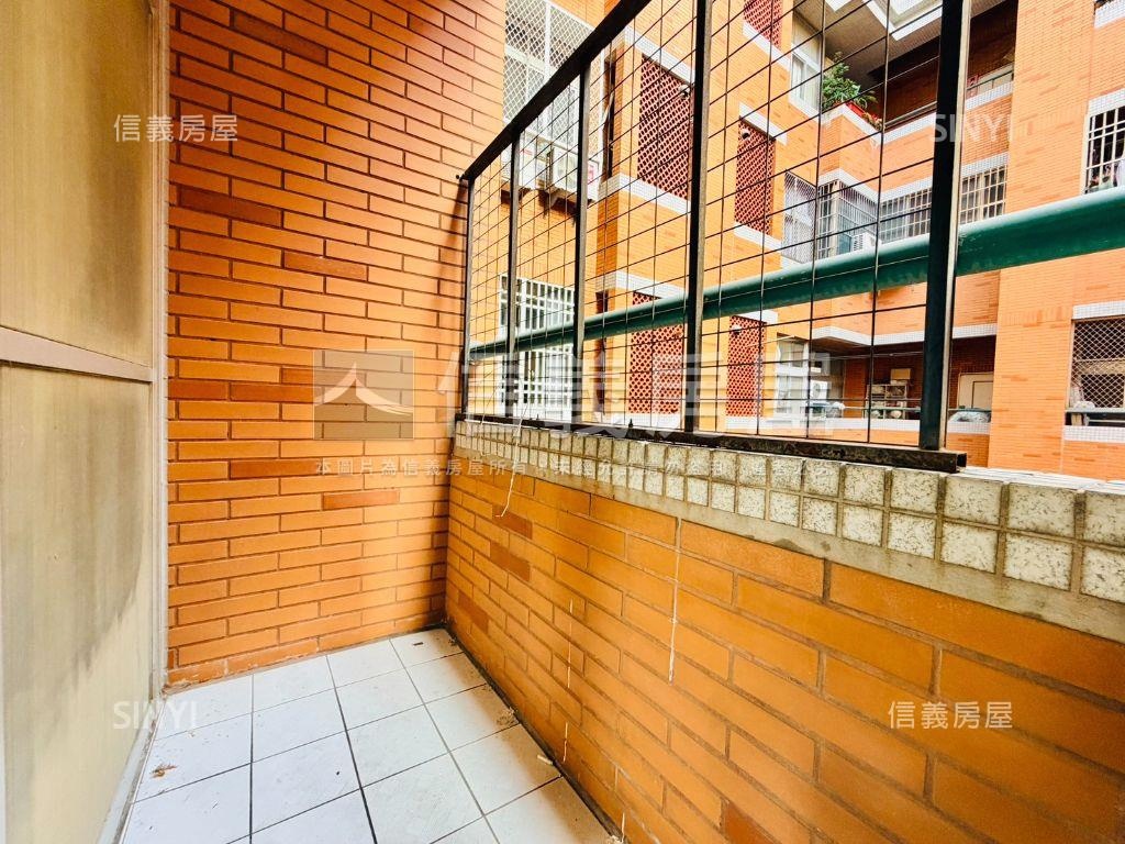 急售！稀有瞭望視野３房房屋室內格局與周邊環境