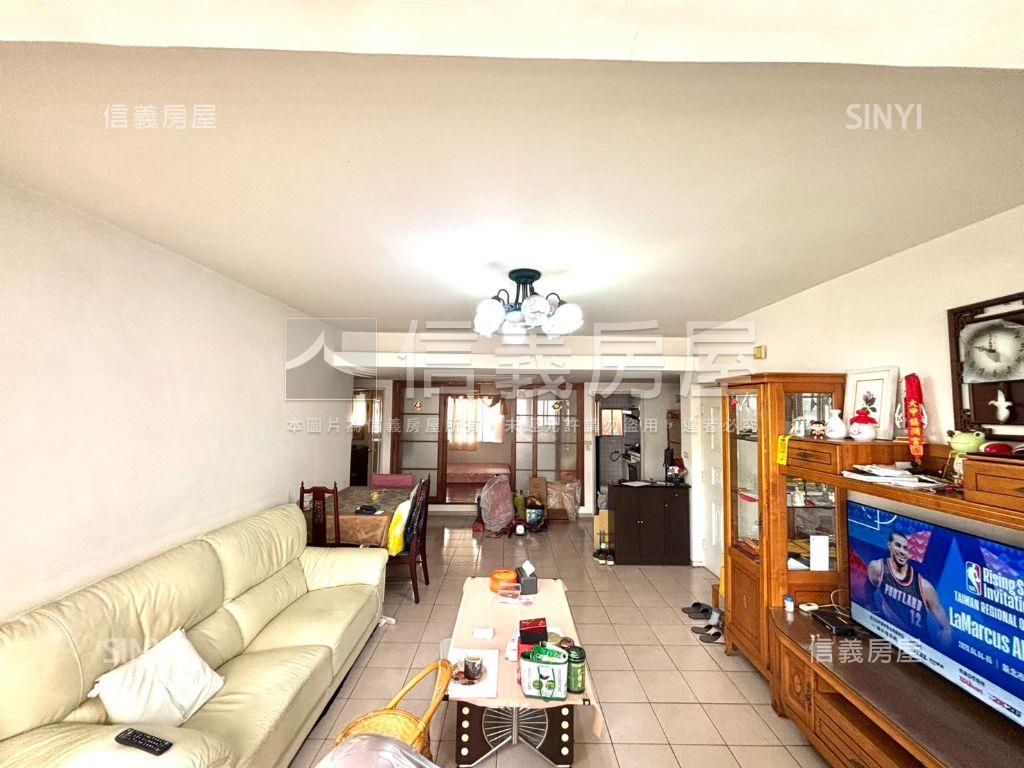 仁愛新村！美美三房房屋室內格局與周邊環境