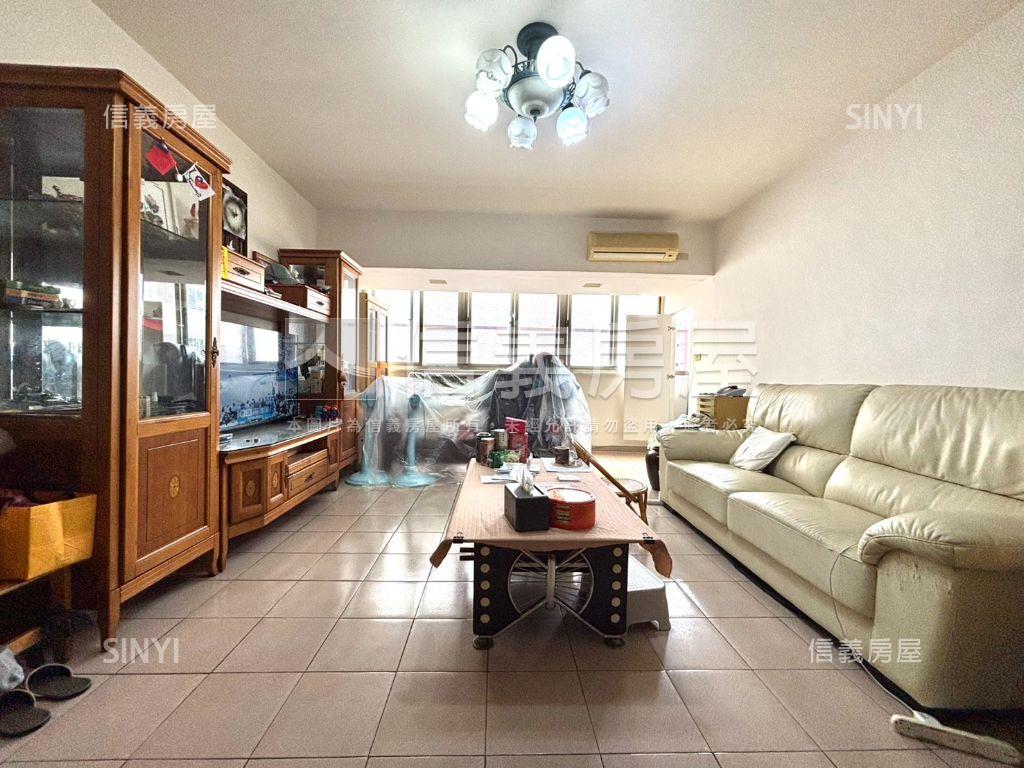 仁愛新村！美美三房房屋室內格局與周邊環境