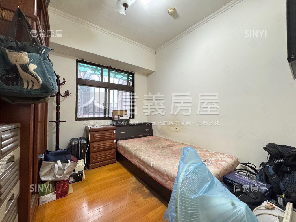 正字號‧陸光四村先看這間房屋室內格局與周邊環境