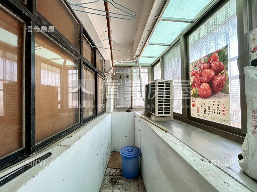 一層一戶市區電梯大空間房屋室內格局與周邊環境